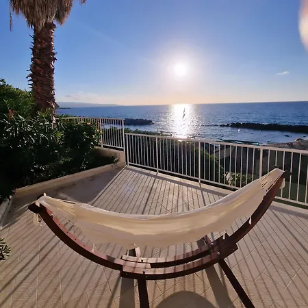 Gaia Bed and Breakfast 3*